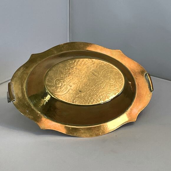 Etched Brass Ashtray or Dish with Swing‎ Handle - Picture 10 of 10
